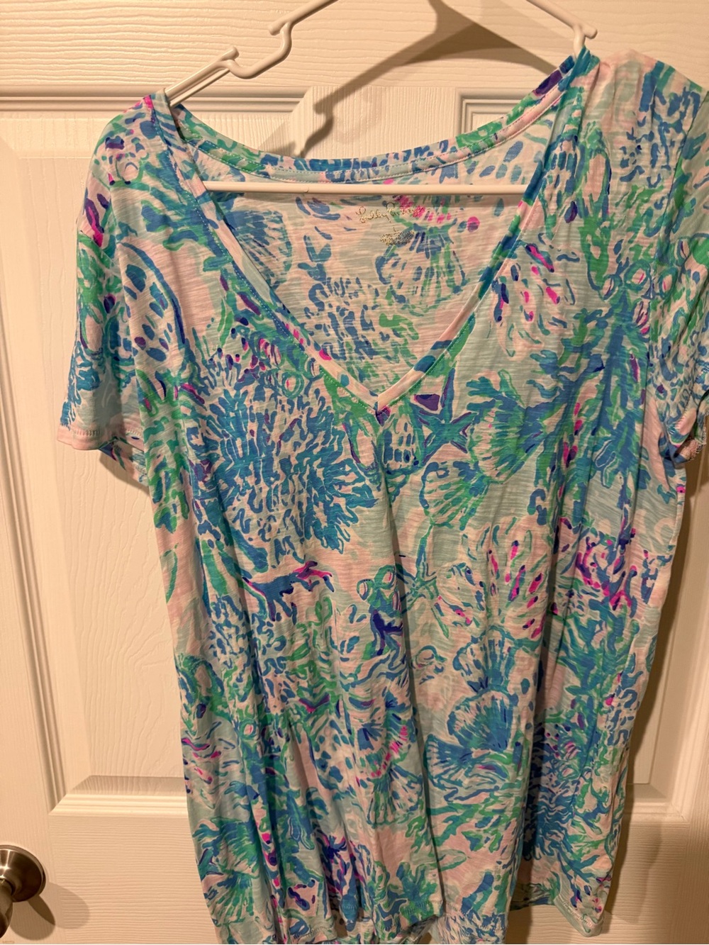 Lilly Pulitzer V-Neck Floral Tee in Blue, Green & Pink